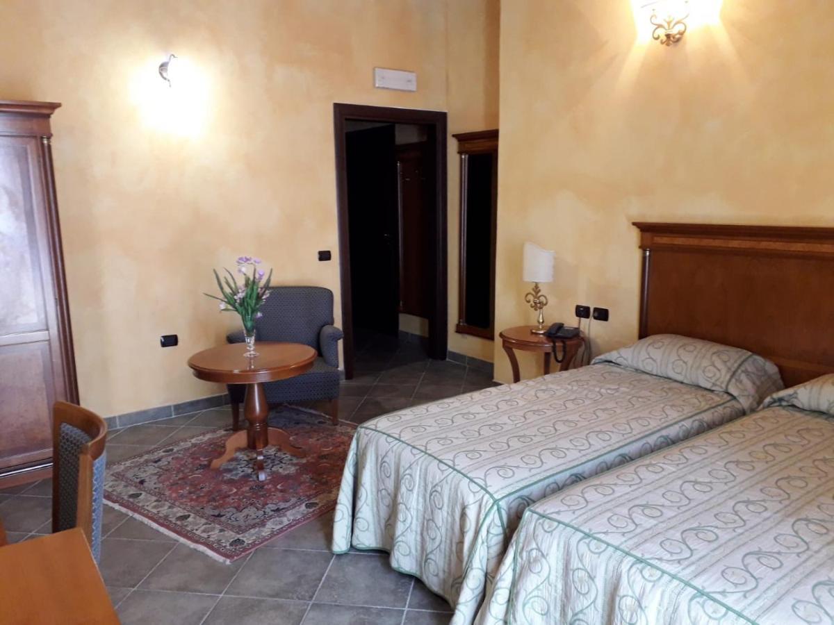 Palazzo Marzano Hotel Briatico Luaran gambar